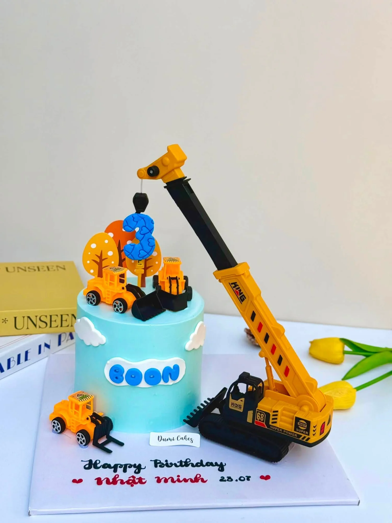 Bánh Kem Xe Cần Cẩu Cho Bé Trai 1